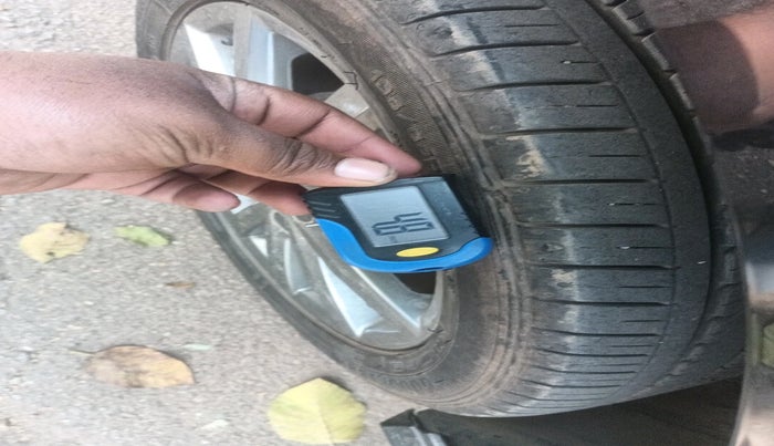 2021 Volkswagen Vento HIGHLINE PLUS 1.0L TSI AT, Petrol, Automatic, 25,039 km, tyre