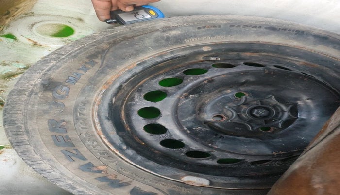 2014 Hyundai Grand i10 SPORTZ 1.2 KAPPA VTVT, Petrol, Manual, 1,01,223 km, tyre