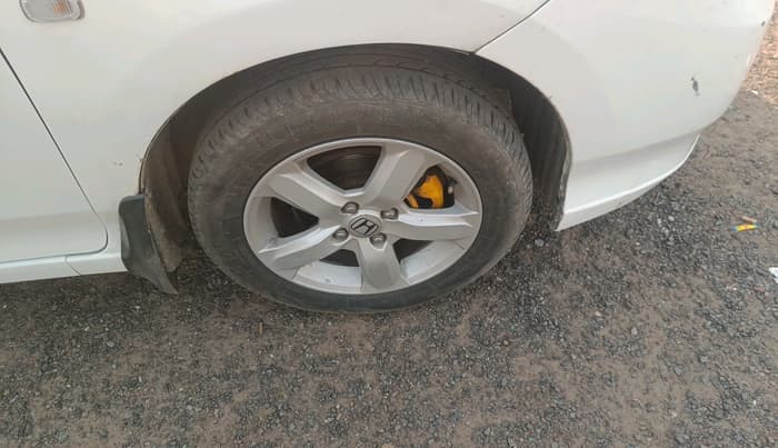 2012 Honda City 1.5L I-VTEC S MT, CNG, Manual, 71,950 km, tyre