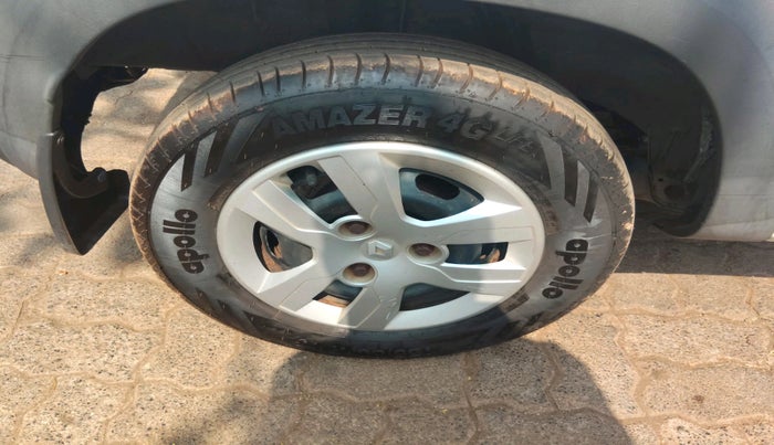 2016 Renault Kwid RXT 0.8 (O), Petrol, Manual, 52,327 km, tyre