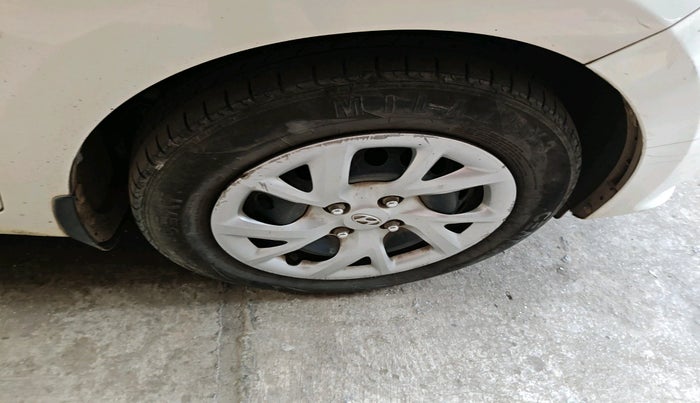 2018 Hyundai Grand i10 SPORTZ 1.2 KAPPA VTVT, Petrol, Manual, 23,938 km, tyre