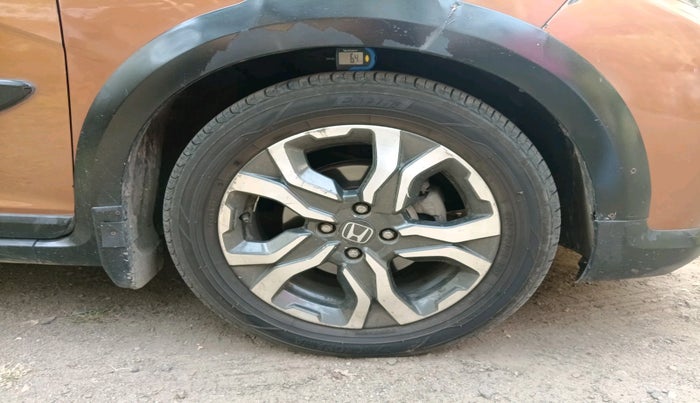 2018 Honda WR-V 1.5L I-DTEC VX MT, Diesel, Manual, 1,23,307 km, tyre