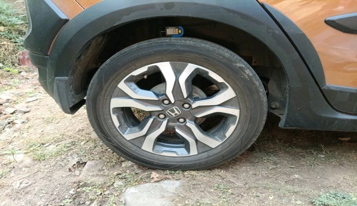 2018 Honda WR-V 1.5L I-DTEC VX MT, Diesel, Manual, 1,23,307 km, tyre