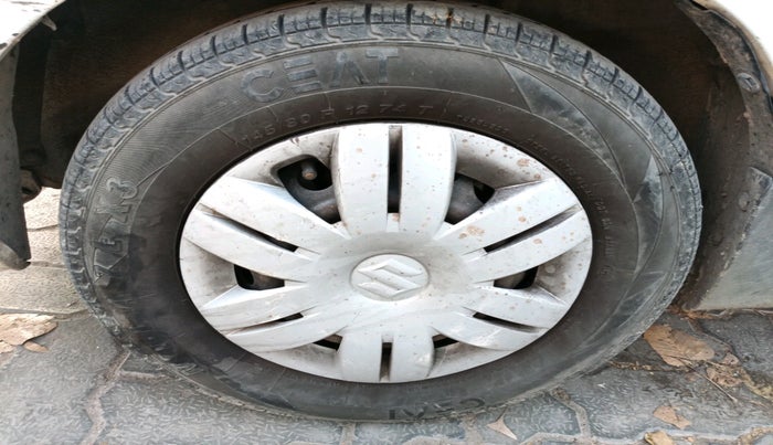 2014 Maruti Alto 800 LXI, CNG, Manual, 89,815 km, tyre