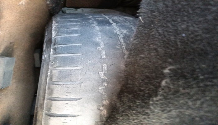 2014 Maruti Alto 800 LXI, CNG, Manual, 89,815 km, tyre