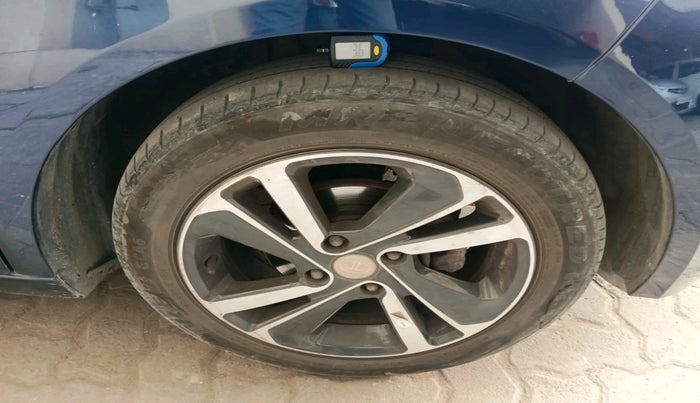 2023 Tata ALTROZ XZ PLUS SUNROOF CNG, CNG, Manual, 32,687 km, tyre