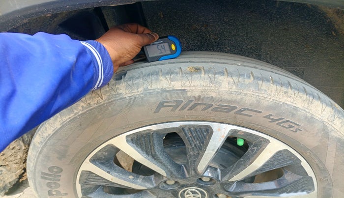 2022 Toyota URBAN CRUISER PREMIUM GRADE MT DUAL TONE, Petrol, Manual, 55,703 km, tyre