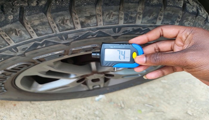 2023 Mahindra Thar LX P 2WD AT HT, Petrol, Automatic, 16,585 km, tyre