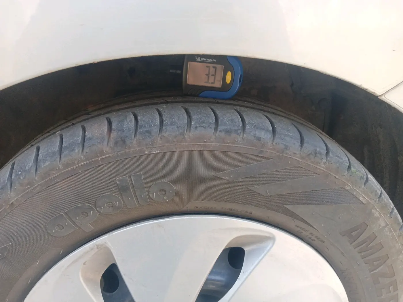 2015 Maruti Celerio ZXI, Petrol, Manual, 67,226 km, tyre