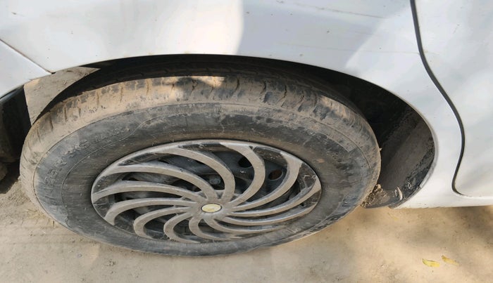 2023 Maruti Swift VXI, Petrol, Manual, 32,580 km, tyre