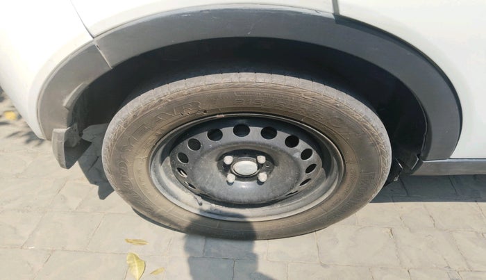 2018 Tata NEXON XZA PLUS DIESEL, Diesel, Automatic, 62,507 km, tyre