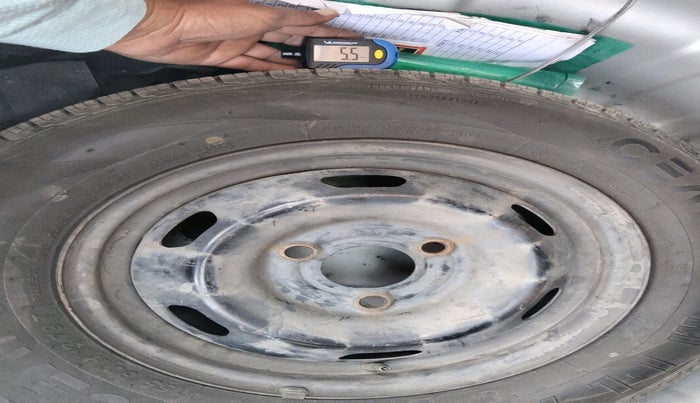 2018 Renault Kwid RXL, Petrol, Manual, 1,08,155 km, tyre