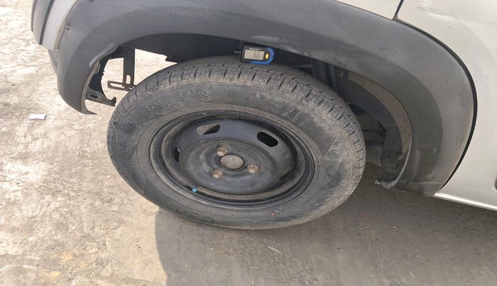 2018 Renault Kwid RXL, Petrol, Manual, 1,08,155 km, tyre