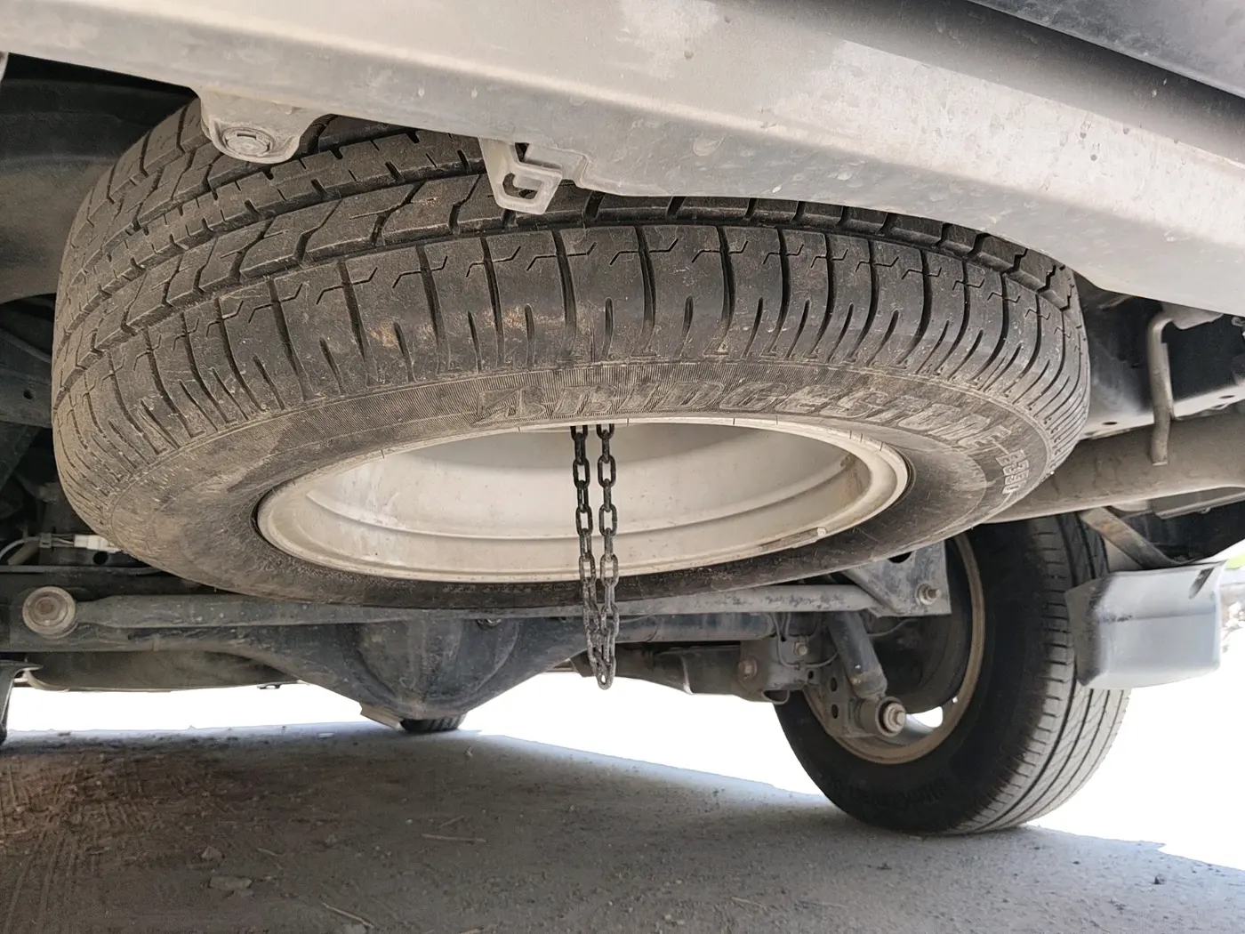 2018 Toyota Innova Crysta 2.4 VX 8 STR, Diesel, Manual, 75,259 km, tyre