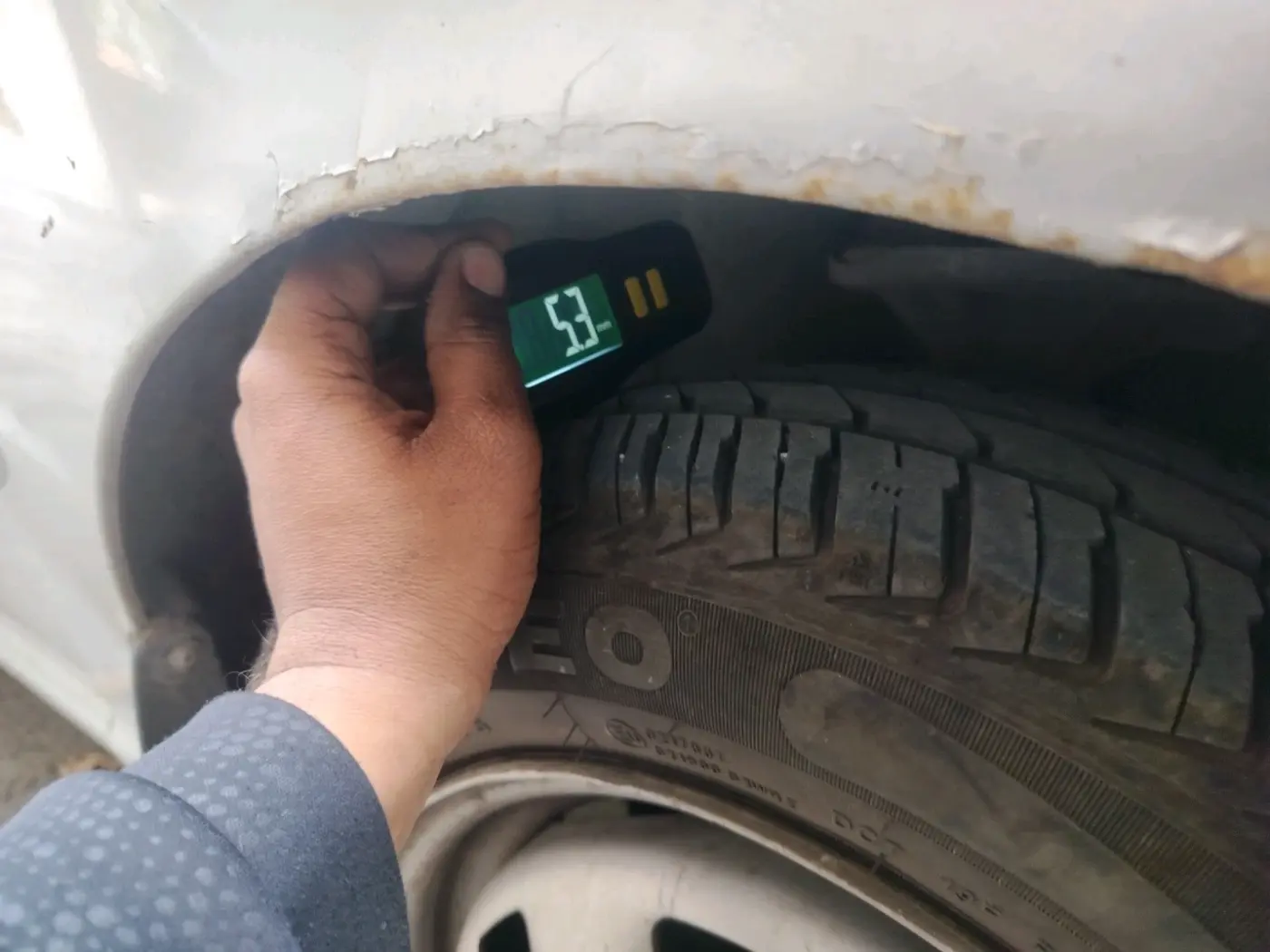 2013 Hyundai Santro Xing GL, CNG, Manual, 89,168 km, tyre