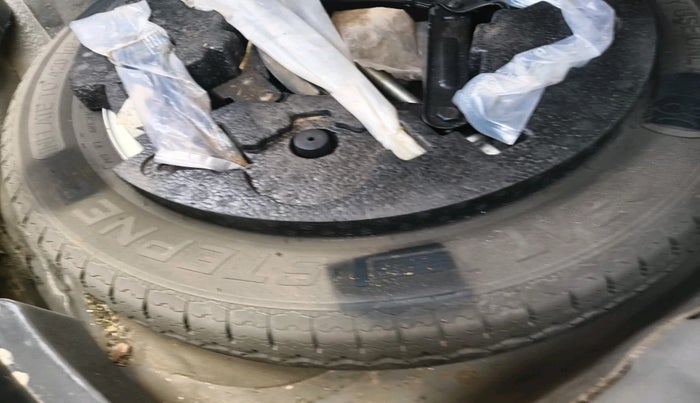 2023 Mahindra XUV400 EL 7.2 KW, Electric, Automatic, 71,134 km, tyre