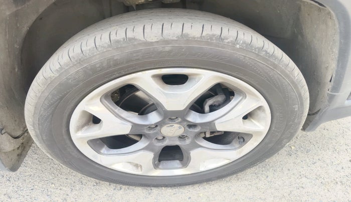 2019 Jeep Compass LIMITED PLUS PETROL AT, CNG, Automatic, 99,997 km, tyre