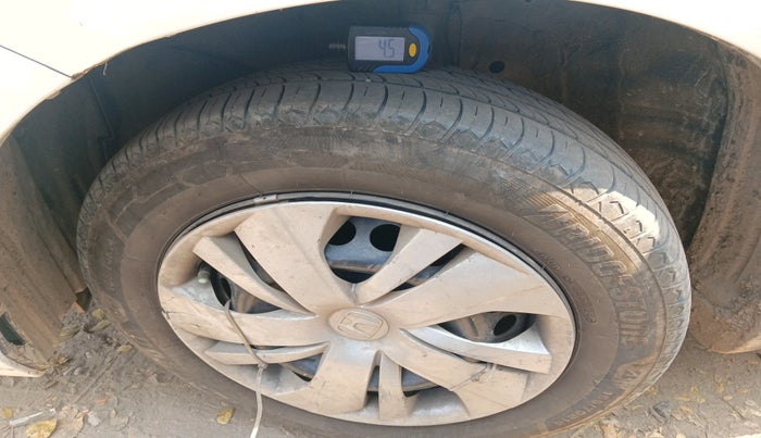 2019 Honda Amaze 1.2L I-VTEC S, Petrol, Manual, 1,01,963 km, tyre