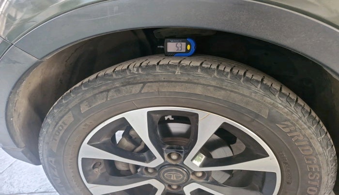 2021 Tata NEXON XZA PLUS SUNROOF DIESEL, Diesel, Automatic, 65,470 km, tyre