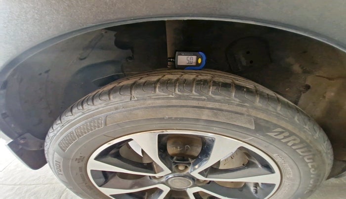 2021 Tata NEXON XZA PLUS SUNROOF DIESEL, Diesel, Automatic, 65,470 km, tyre