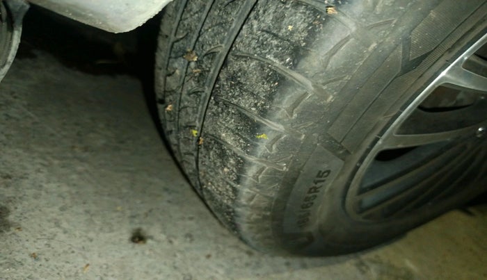 2017 Maruti Dzire ZDI PLUS AMT, Diesel, Automatic, 1,08,629 km, tyre