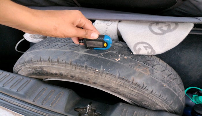 2020 Tata ALTROZ XE PETROL, CNG, Manual, 1,90,637 km, tyre