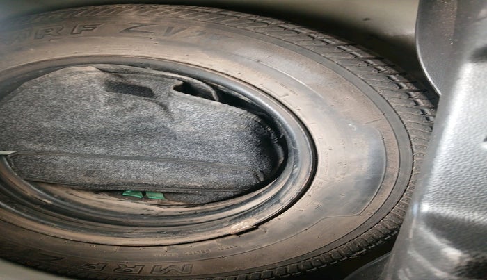 2015 Hyundai Elite i20 MAGNA 1.2, Petrol, Manual, 1,17,791 km, tyre