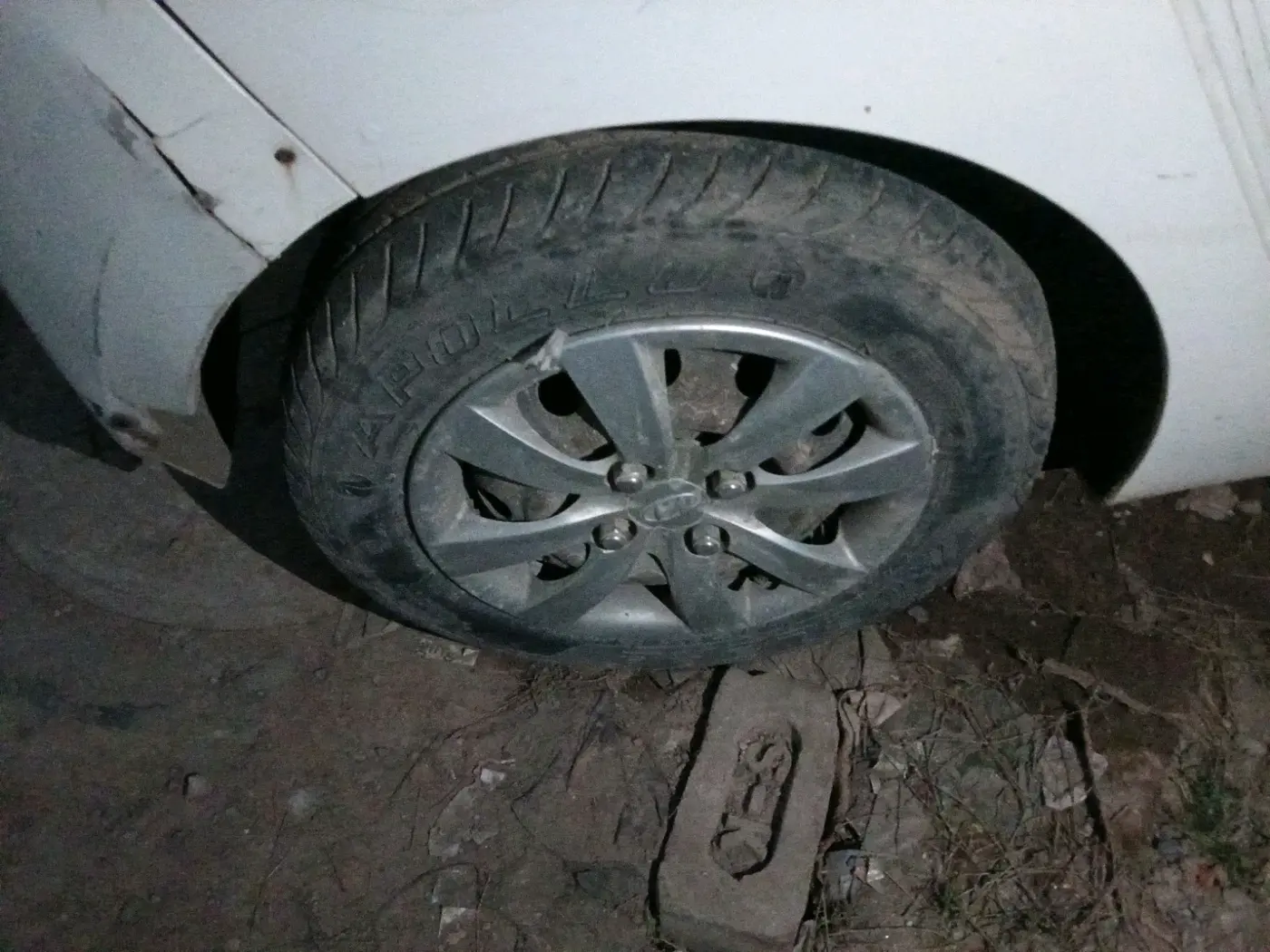 2012 Hyundai Eon MAGNA +, Petrol, Manual, 54,773 km, tyre