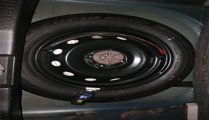 2017 Maruti IGNIS DELTA 1.2, Petrol, Manual, 42,561 km, tyre