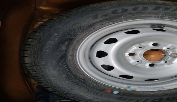 2018 Tata Tiago XZA PETROL, Petrol, Automatic, 24,692 km, tyre