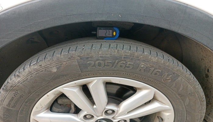 2018 Hyundai Creta SX PLUS 1.6 PETROL, Petrol, Manual, 99,649 km, tyre