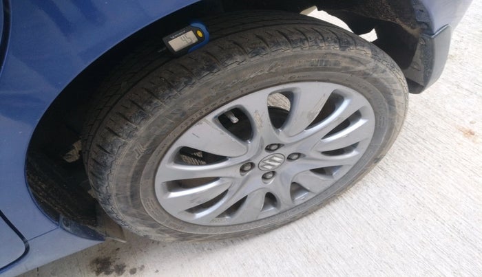 2017 Maruti Baleno ZETA PETROL 1.2, Petrol, Manual, 1,33,013 km, tyre