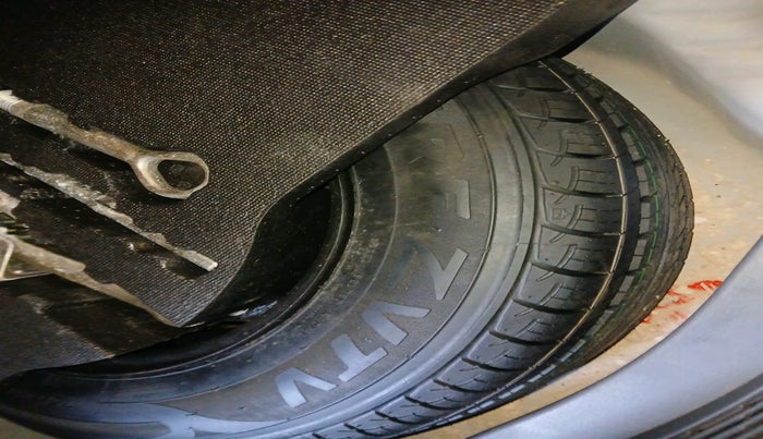 2019 Honda Jazz 1.2L I-VTEC VX CVT, Petrol, Automatic, 30,470 km, tyre