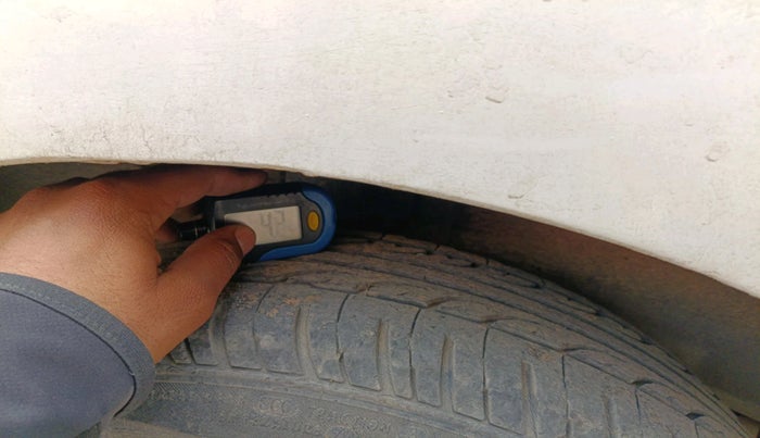 2014 Hyundai Elite i20 MAGNA 1.2, Petrol, Manual, 1,13,283 km, tyre