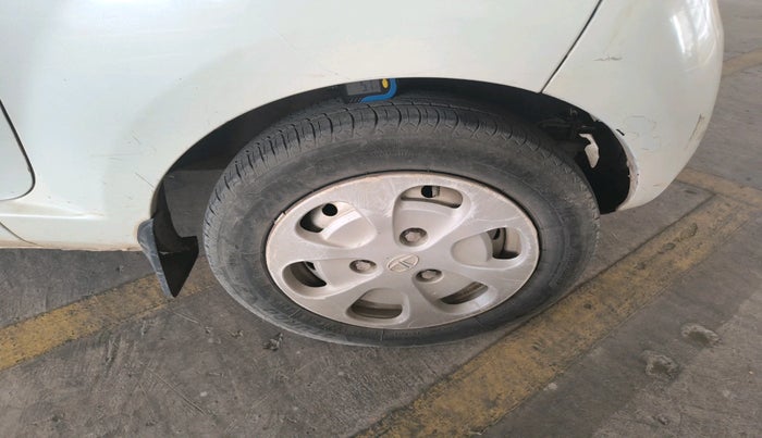 2014 Tata Nano TWIST XT, Petrol, Manual, 1,05,133 km, tyre