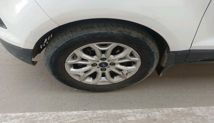 2014 Ford Ecosport TITANIUM 1.5L DIESEL, Diesel, Manual, 87,943 km, tyre