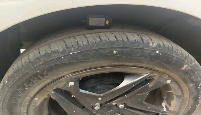 2023 Hyundai NEW I20 SPORTZ 1.2 MT, Petrol, Manual, 45,761 km, tyre