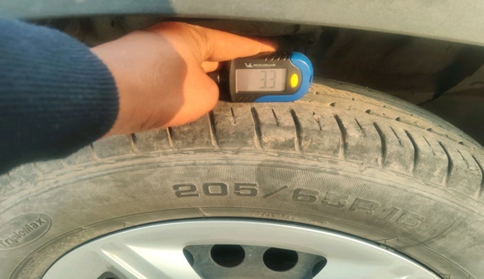 2022 KIA SELTOS HTE 1.5 DIESEL, Diesel, Manual, 28,647 km, tyre