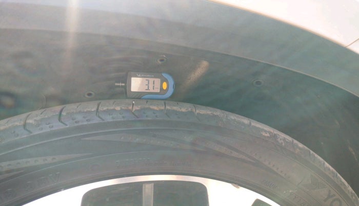 2022 MG HECTOR PLUS SHARP 2.0 DIESEL TURBO MT 6-STR, Diesel, Manual, 89,580 km, tyre