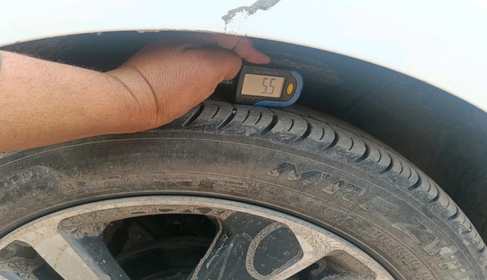 2022 Tata ALTROZ XZ PETROL, Petrol, Manual, 20,907 km, tyre