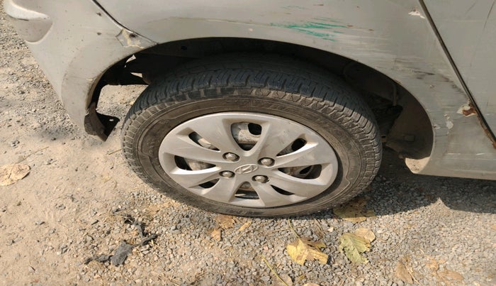 2012 Hyundai i10 MAGNA 1.2, Petrol, Manual, 68,966 km, tyre