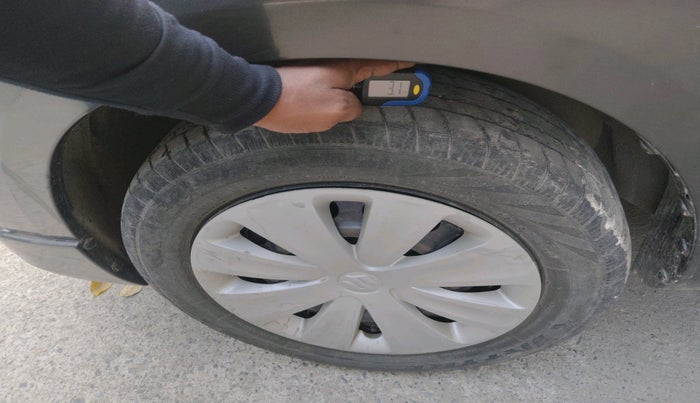 2018 Maruti Ertiga VXI CNG, CNG, Manual, 86,370 km, tyre