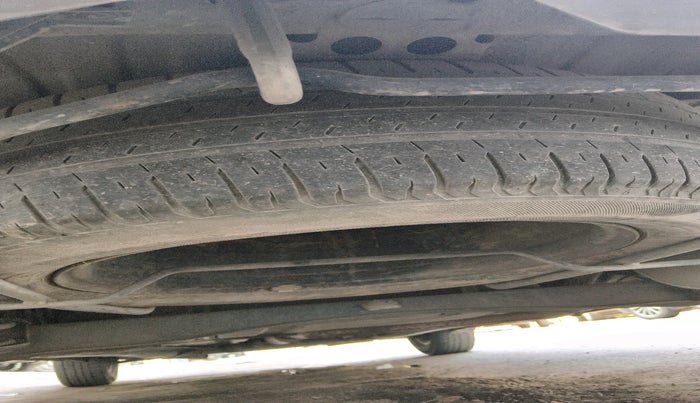 2021 Maruti Ertiga VXI CNG, CNG, Manual, 88,558 km, tyre