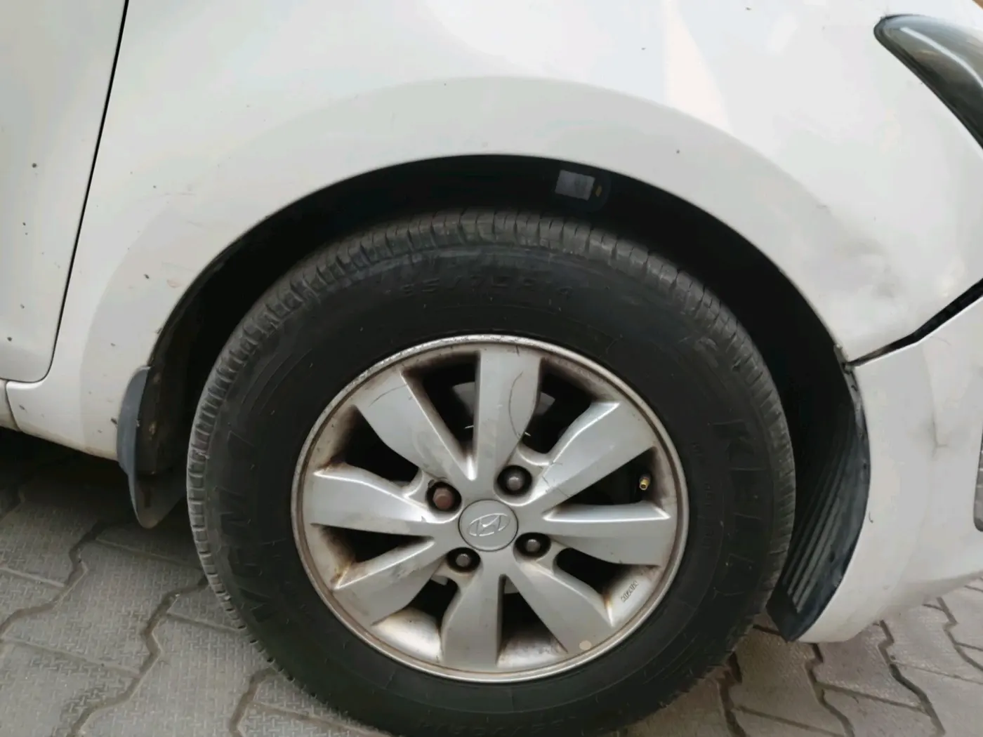 2013 Hyundai i20 SPORTZ 1.4 CRDI, Diesel, Manual, 1,55,384 km, tyre