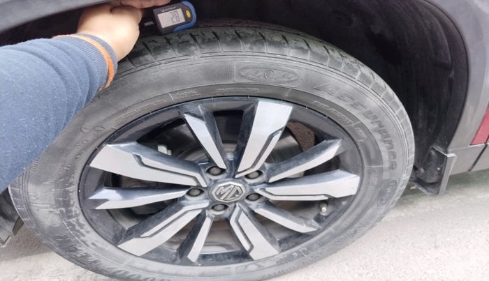 2019 MG HECTOR SHARP 1.5 DCT PETROL, Petrol, Automatic, 60,620 km, tyre