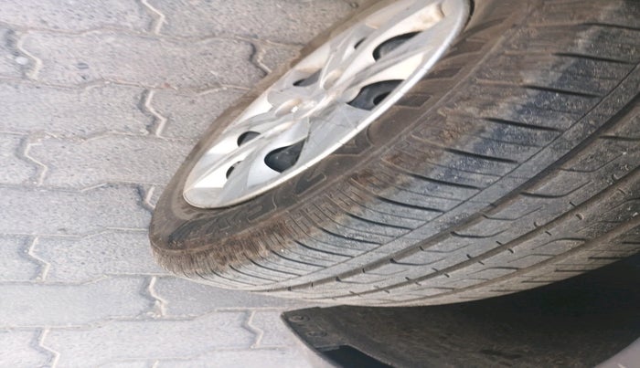 2019 Hyundai Elite i20 MAGNA PLUS 1.2, CNG, Manual, 82,967 km, tyre