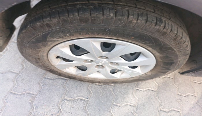 2019 Hyundai Elite i20 MAGNA PLUS 1.2, CNG, Manual, 82,967 km, tyre