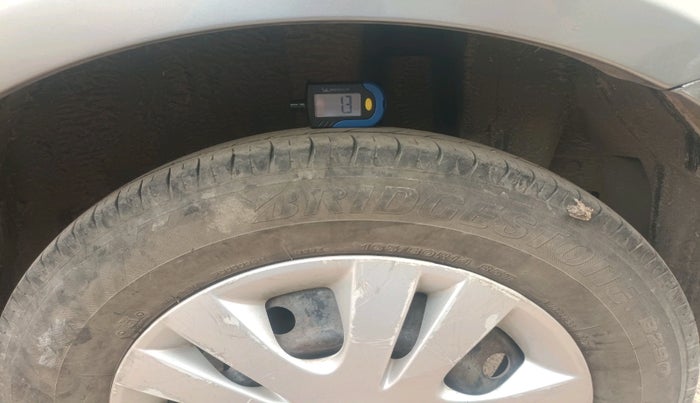 2014 Maruti Swift VDI, Diesel, Manual, 1,92,592 km, tyre