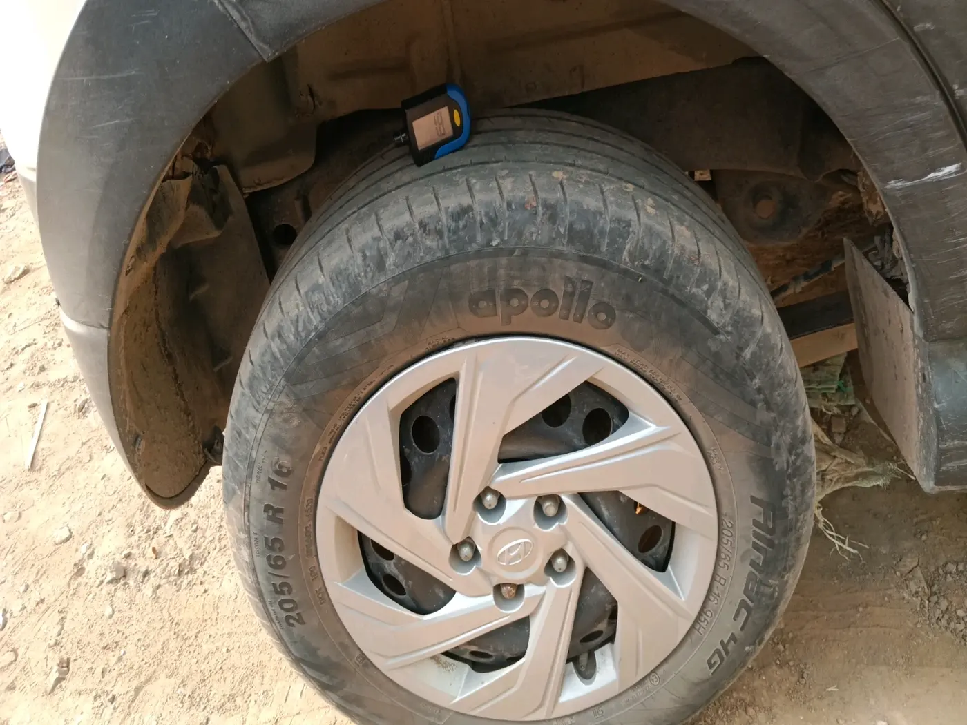 2016 Mahindra NUVOSPORT N8, Diesel, Manual, 88,831 km, tyre