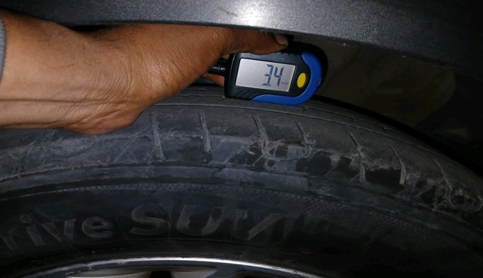 2016 Hyundai Creta SX PLUS 1.6 DIESEL, Diesel, Manual, 1,50,725 km, tyre